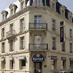 מלון Aux Sacres Reims, Centre Historique