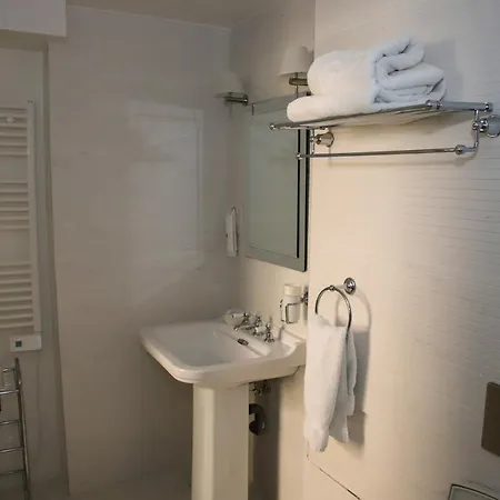 Brit Aux Sacres Reims, Centre Historique 3*