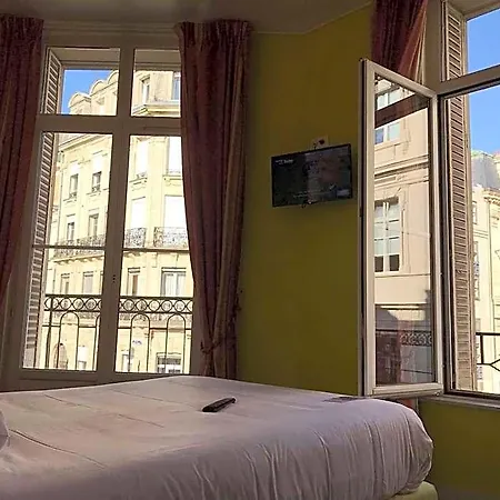 Hotel Aux Sacres Reims, Centre Historique Remeš