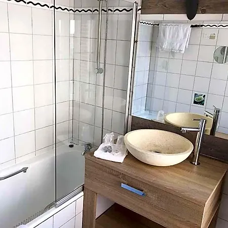 Hotel Aux Sacres Reims, Centre Historique 3*