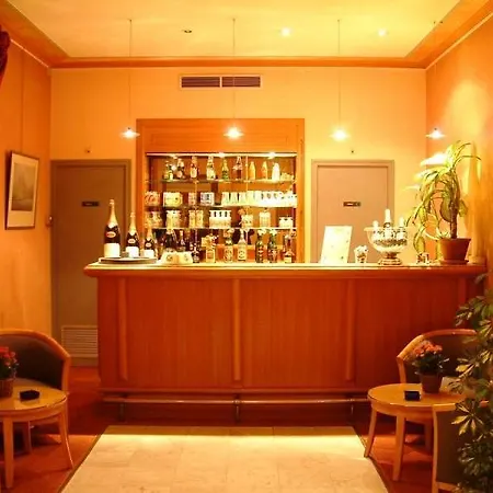 Brit Aux Sacres Centre Hotel Reims