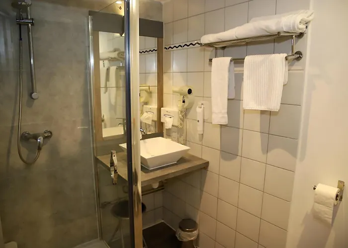 Hotel Aux Sacres Reims, Centre Historique