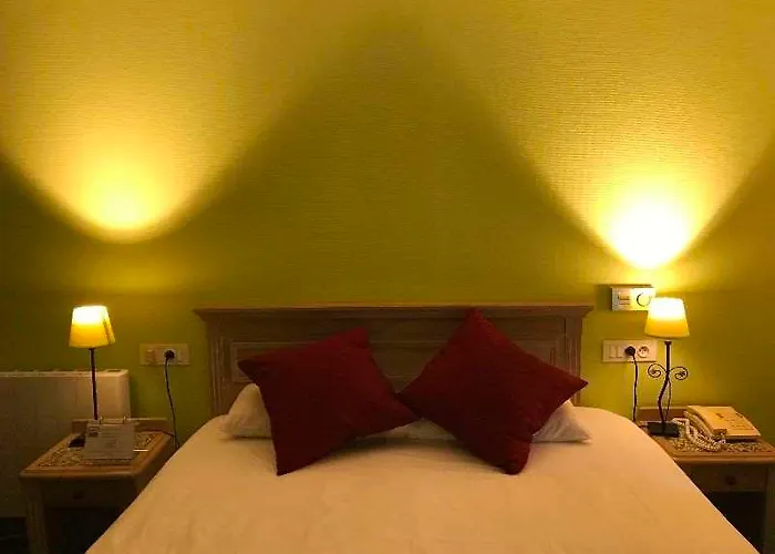 Aux Sacres Reims, Centre Historique Szálloda