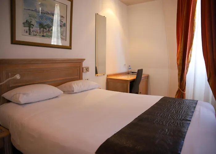 Szálloda Aux Sacres Reims, Centre Historique Reims