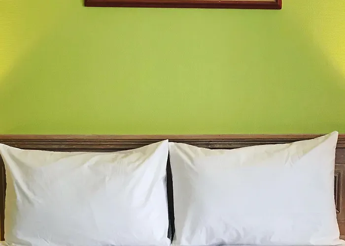 Aux Sacres Reims, Centre Historique 3* Reims