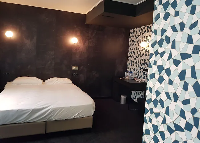 Aux Sacres Reims, Centre Historique Hotel Reims