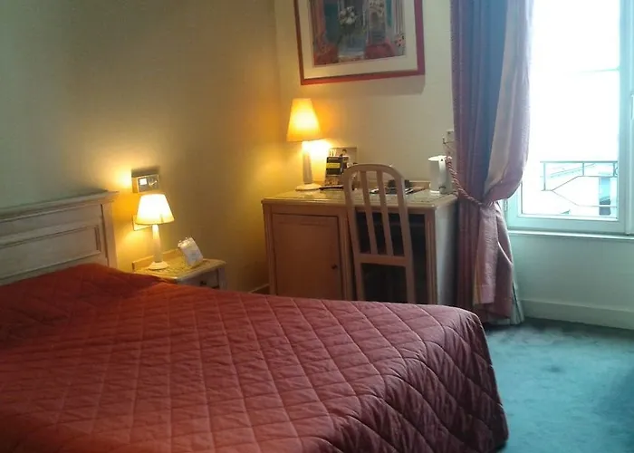 Aux Sacres Reims, Centre Historique 3*