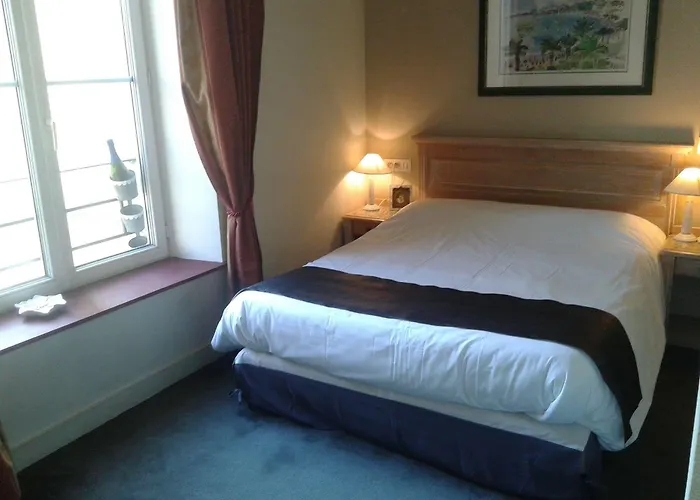 Aux Sacres Reims, Centre Historique 3*