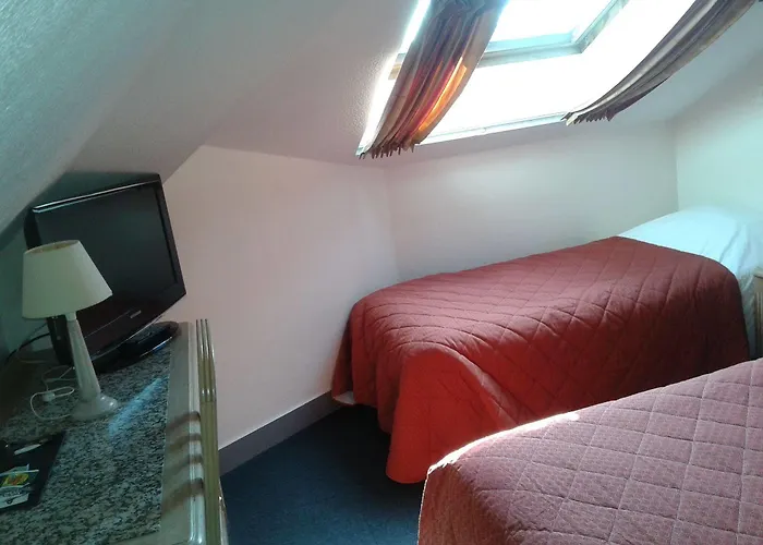 Aux Sacres Reims, Centre Historique 3* Reims