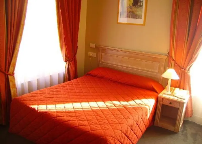 Aux Sacres Reims, Centre Historique Hotel