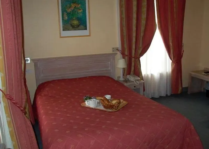 Aux Sacres Reims, Centre Historique Hotel Reims